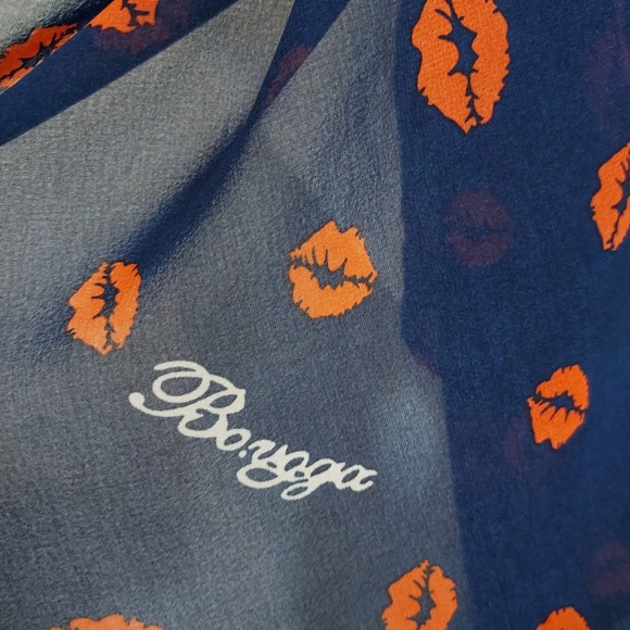 🔴3/$20 Borgga Blue Red Lip Kisses Scarf - Picture 4 of 6
